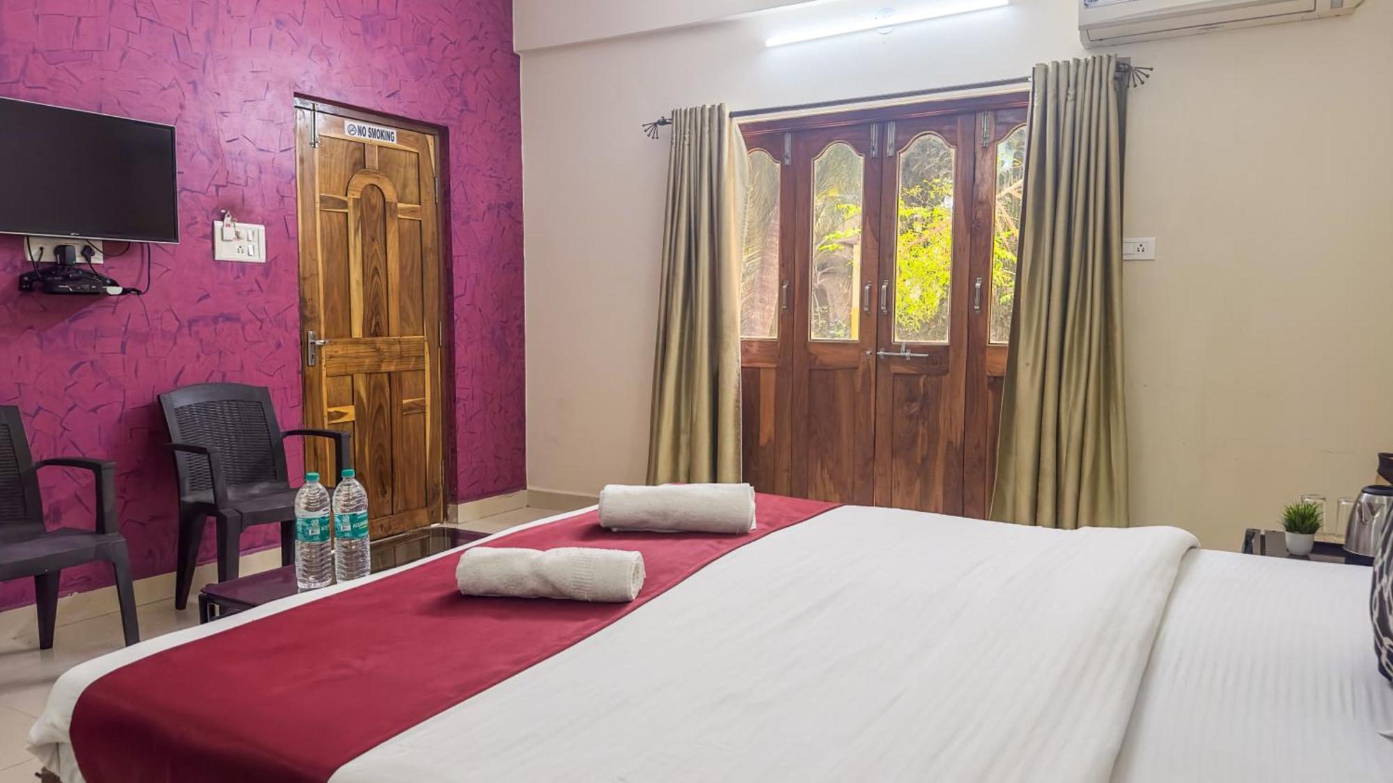 Hotel Leela Inn Candolim Marmagao Exterior photo